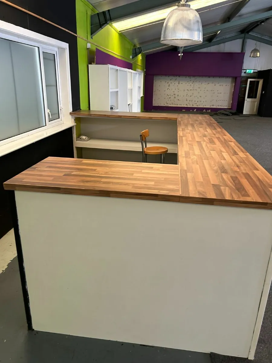 Reception Desk / Counter - Image 1