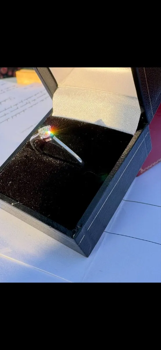 Gold ring - Image 4