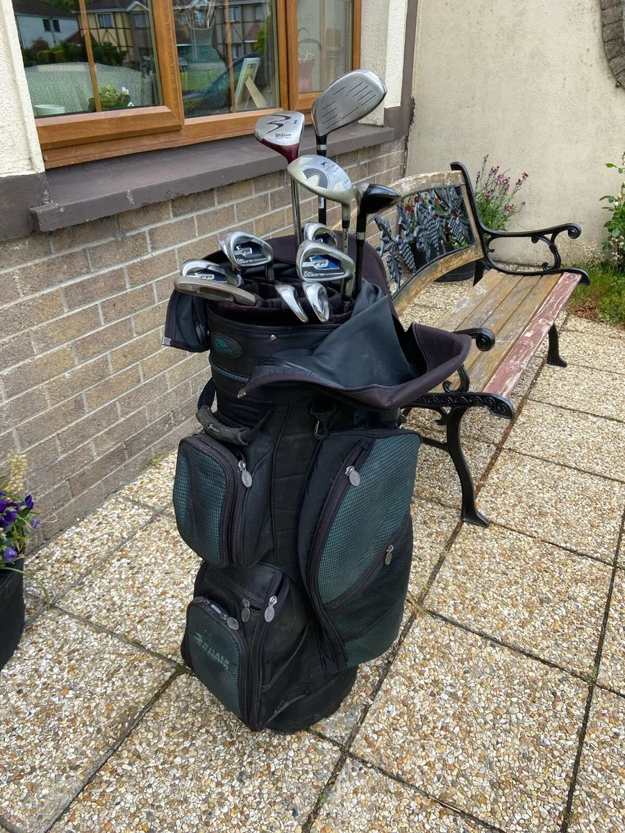 Golf. Clubs.  &.  Bag - Image 1
