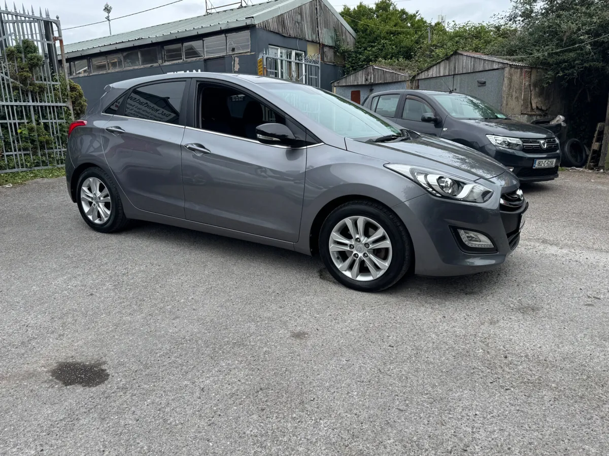 Hyundai i30 Low mileage Petrol - Image 1