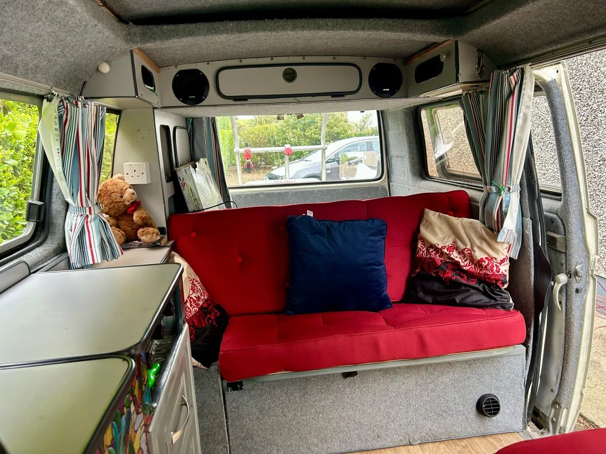 Campervan - Image 4