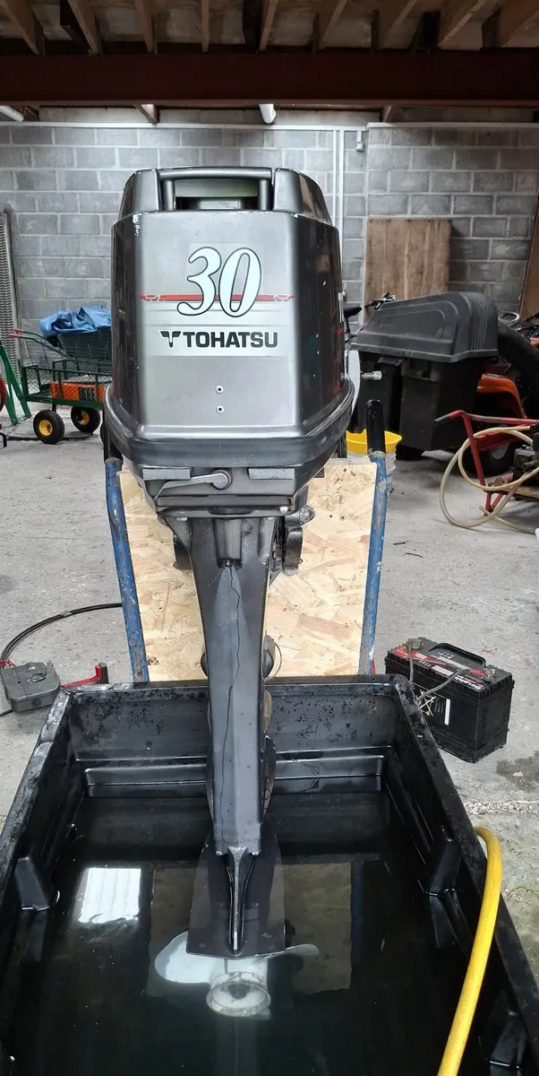 Tohatsu 30 hp 2 stroke outboard - Image 2