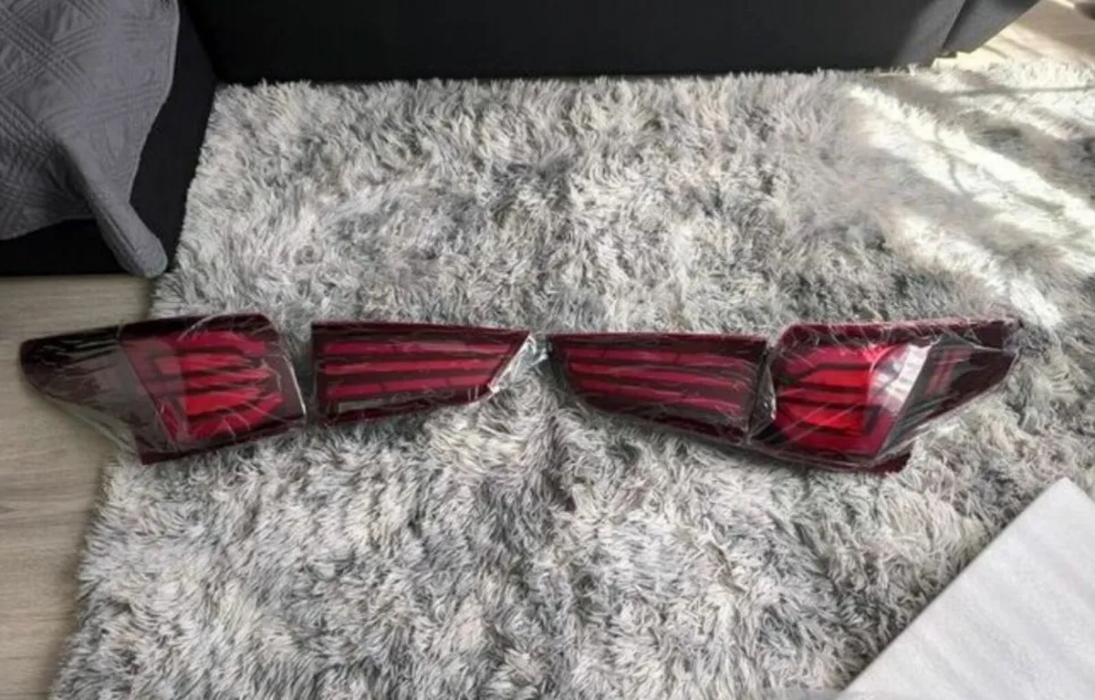 Red Smoke back lights for Nissan Qashqai j11 MK2 - Image 1