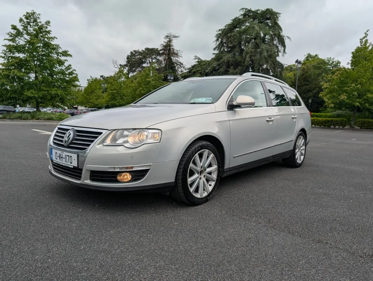 Volkswagen Passat 2010 Estate - Image 2