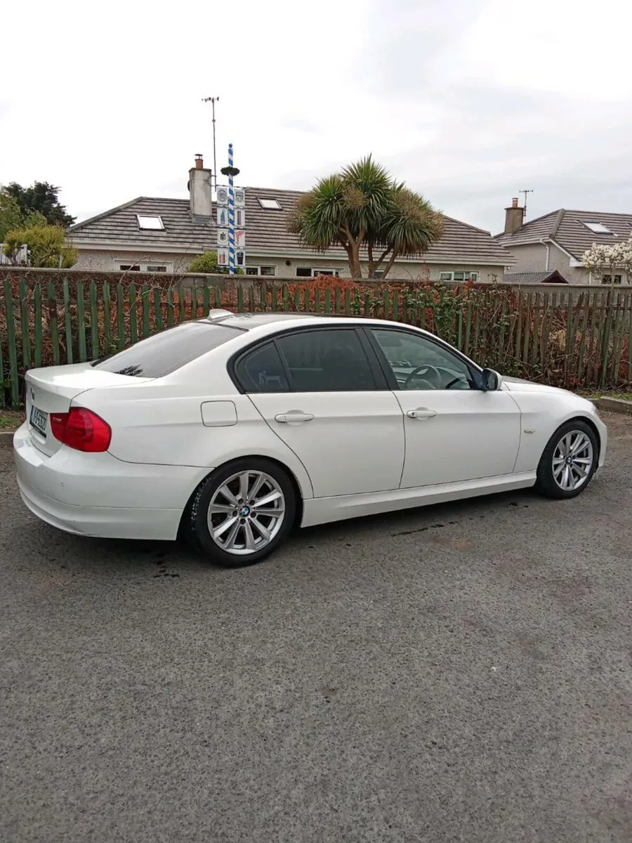 BMW 3 series - Image 4