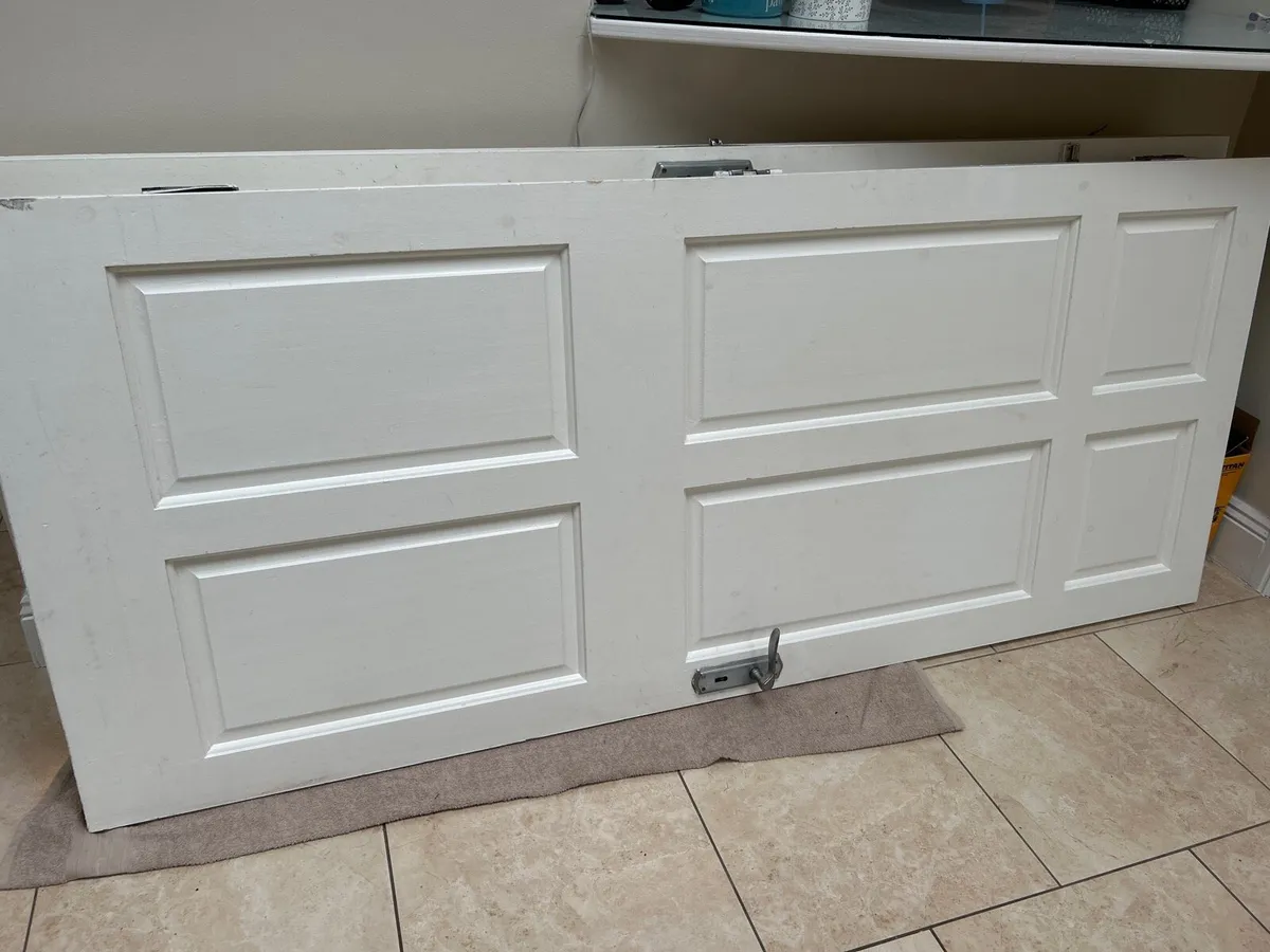 Internal doors white