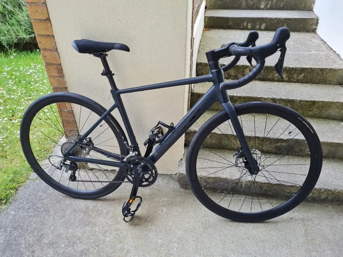 Cube Attain Race Road Bike Night/Black Tiagra 2025 - Image 1
