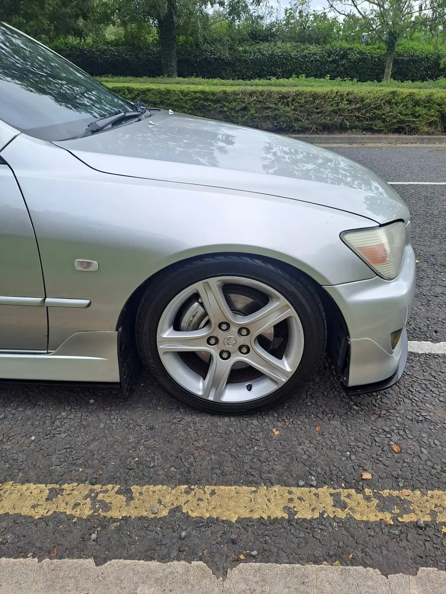 Lexus IS200 😎 Low milage & Nctd - Image 4