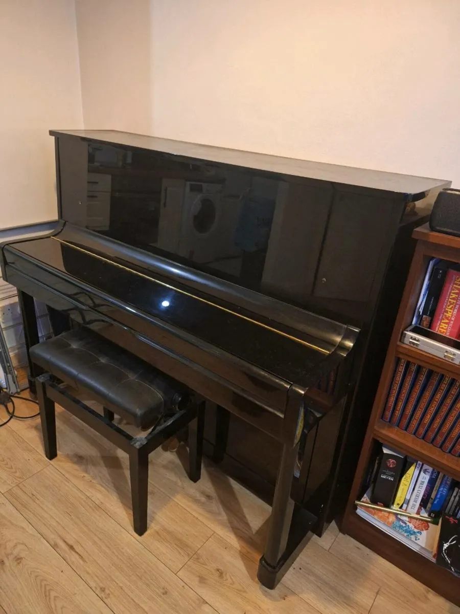 Piano - Image 1