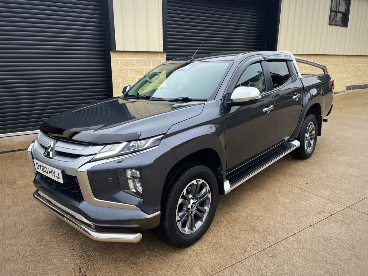 2020 MITSUBISHI L200 BARBARIAN X AUTO - Image 2