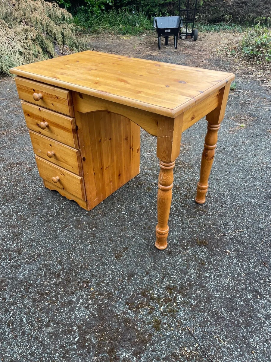 Solid wooden study desk - Image 3