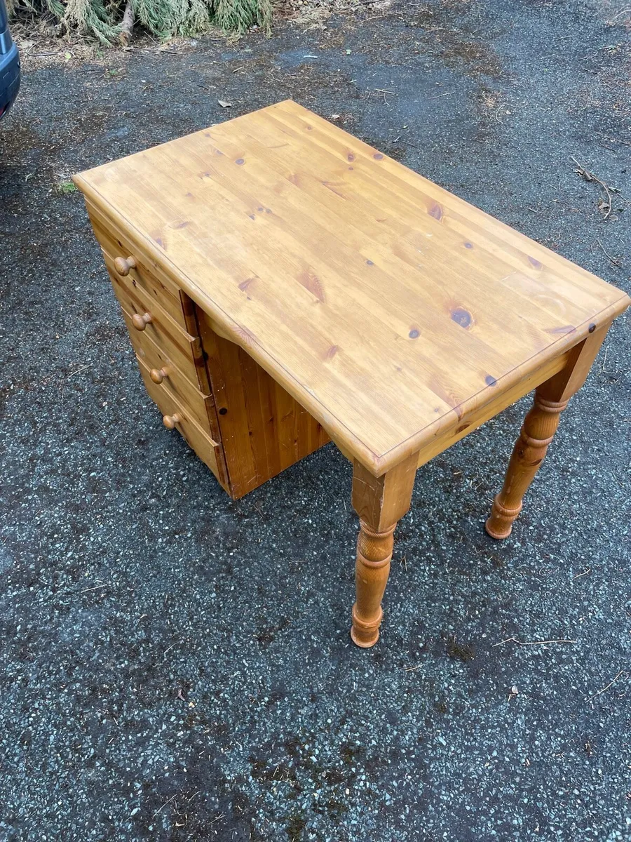 Solid wooden study desk - Image 4