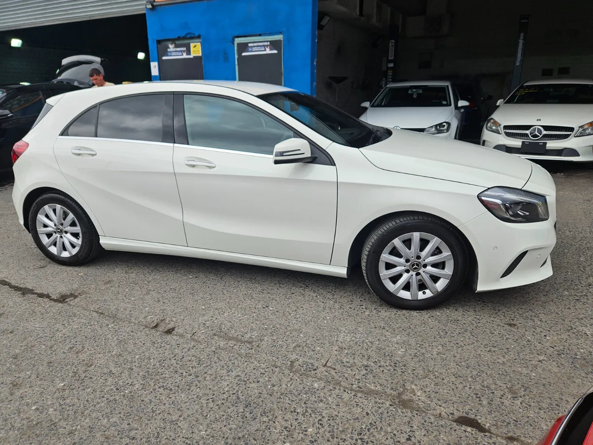 2017 Mercedes-Benz A180 Automatic - Image 4