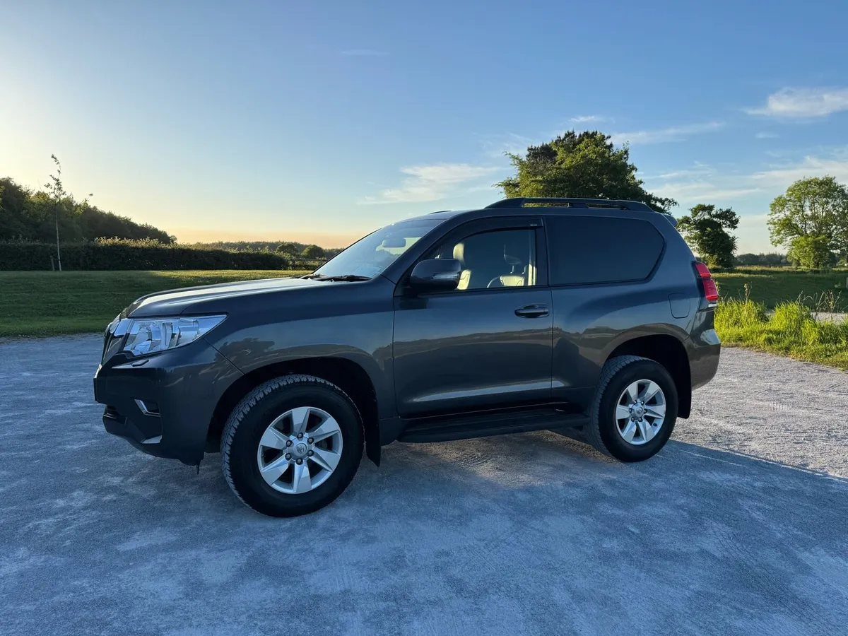 Toyota Landcruiser SWB - Image 2