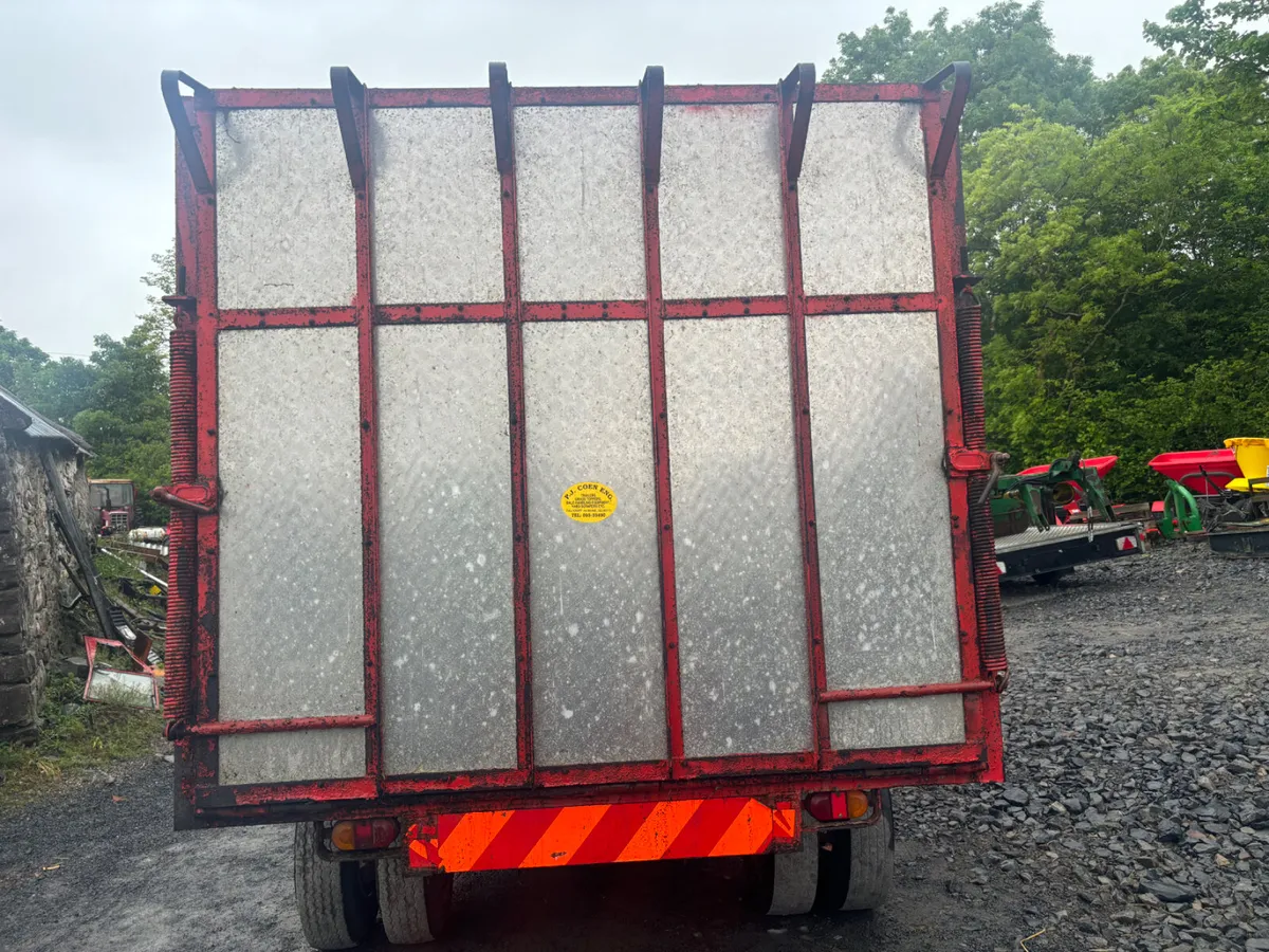 Tractor Cattle Trailer - Image 3