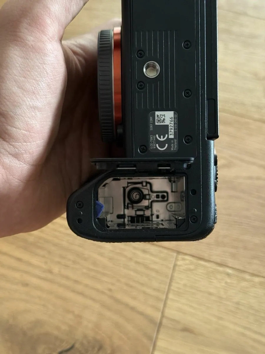 Sony Alpha 7S III 12.1MP Mirrorless Camera - Image 3