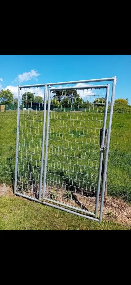 Dog kennel gates - Image 2