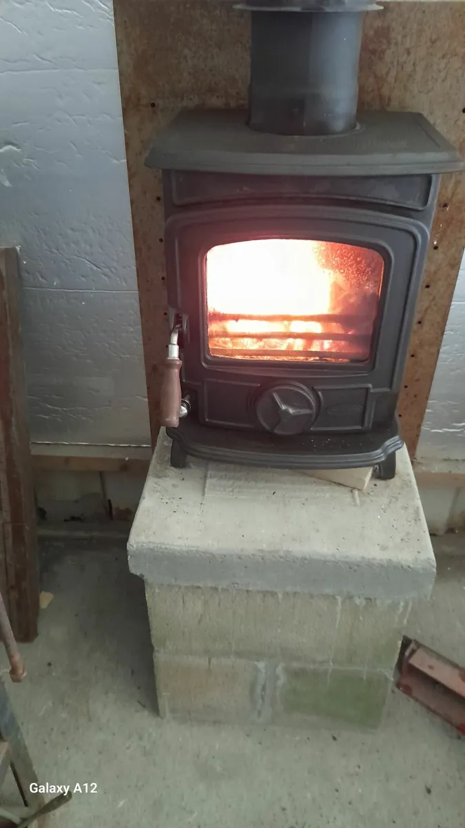 Solid fule  Stove - Image 4