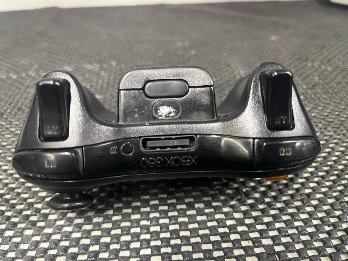 Xbox 360 Controller - Image 2