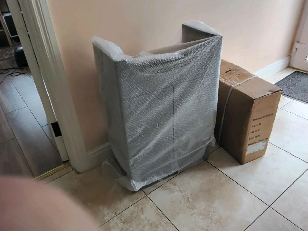 New  vanity unit - Image 1