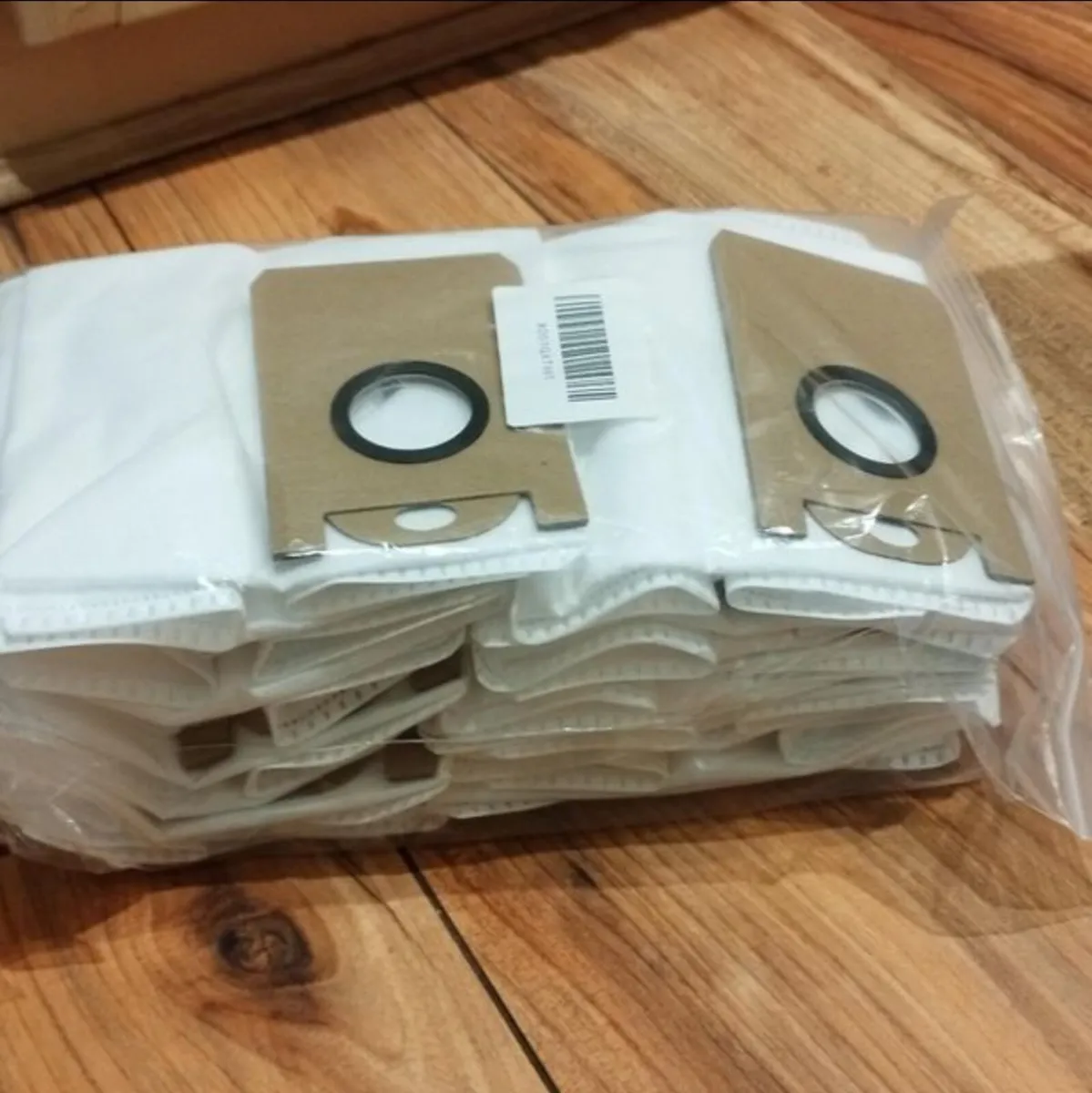 Robot vacuum cleaner Honiture with mop - Image 3