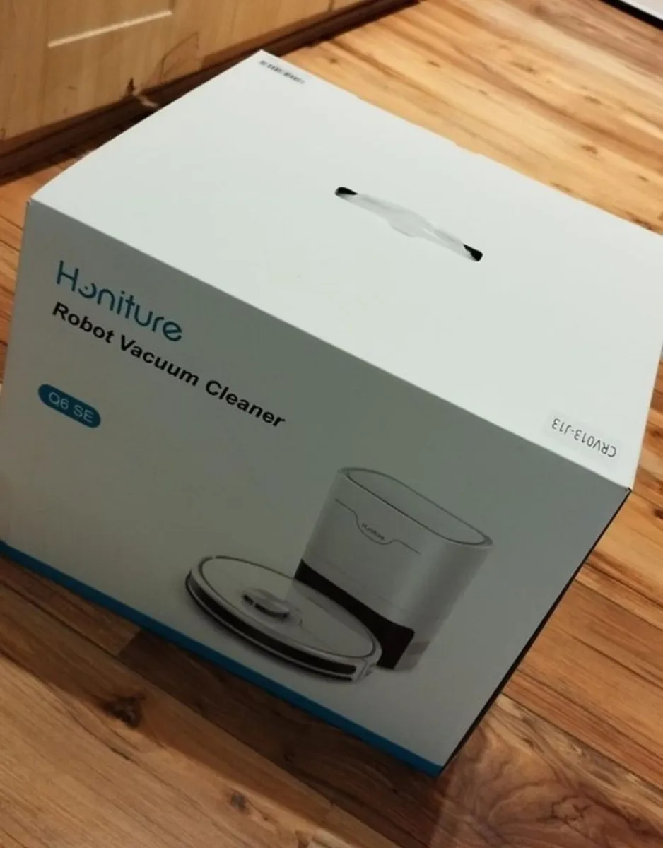 Robot vacuum cleaner Honiture with mop - Image 1