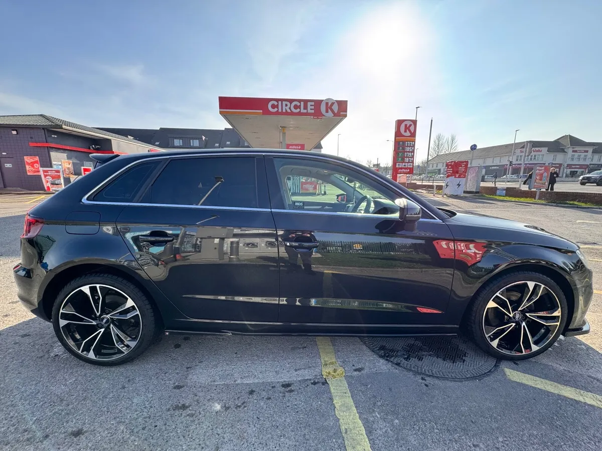 Audi A3 2014 - Image 2