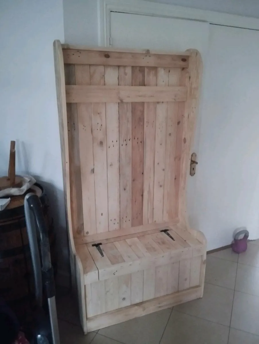 Handmade rustic hallway storage - Image 3