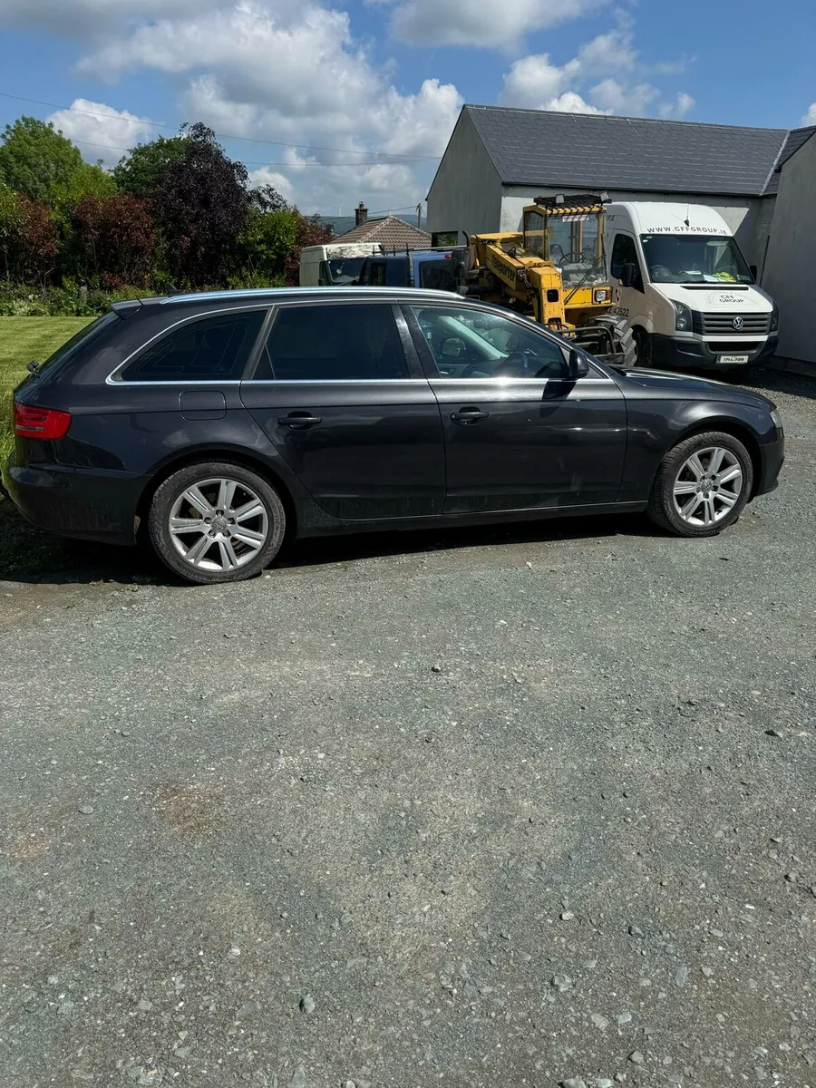 Audi A4 Avent - Image 1
