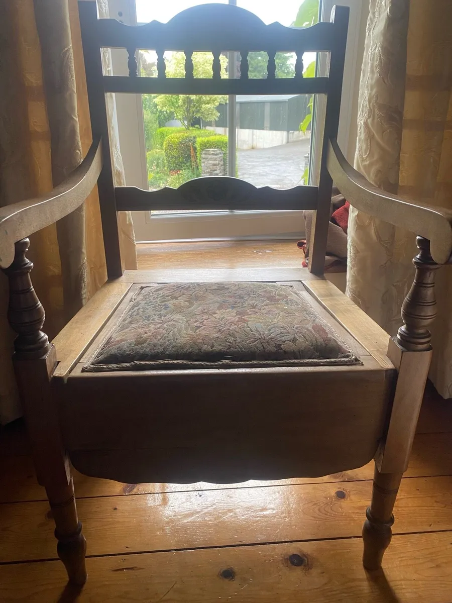 Antique commode chair - Image 1
