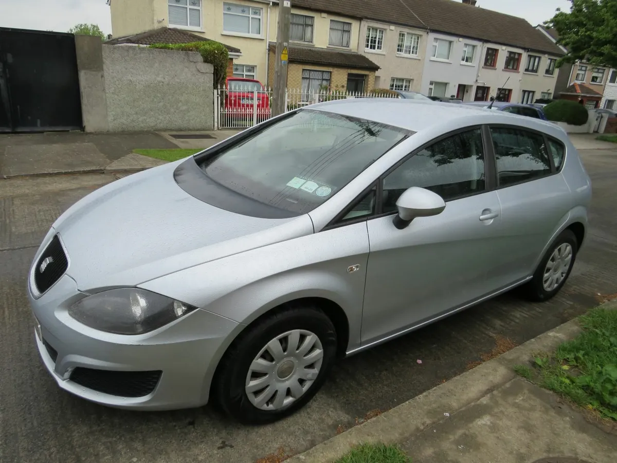 SEAT Leon 2011 5DR 1.6 TDI NCTD 26 BARGAIN - Image 4