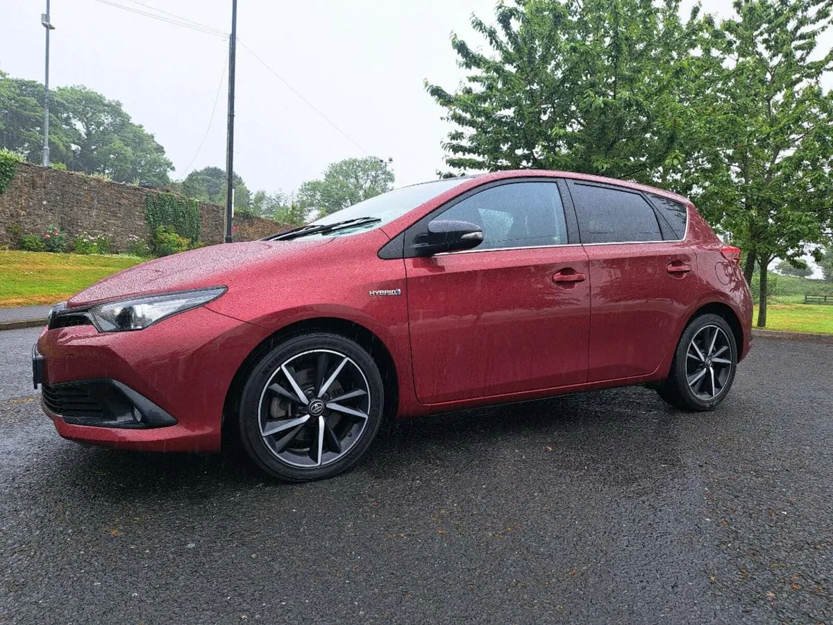 Toyota auris - Image 2