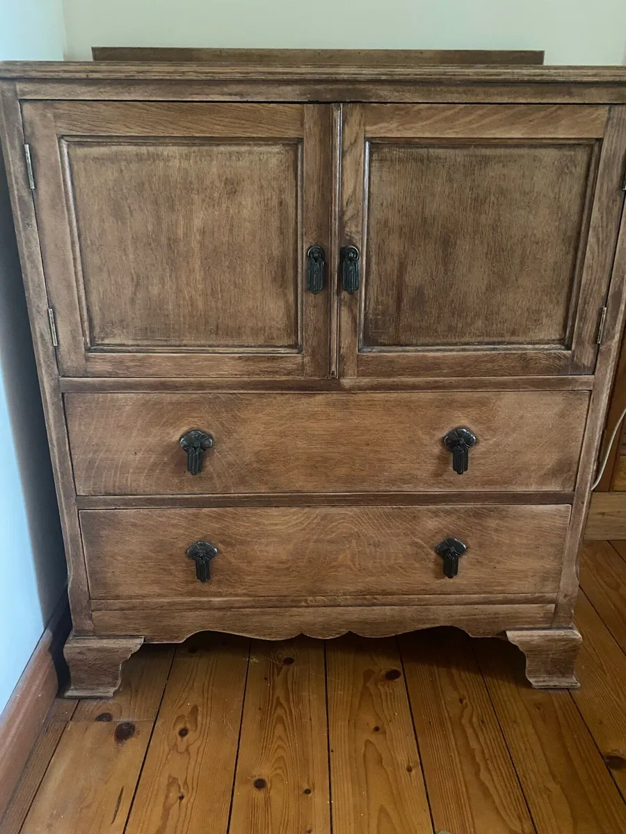 Dresser / sideboard - Image 1