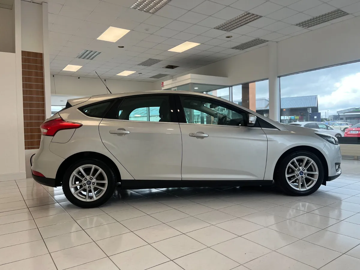2017 Ford Focus 1.5 Zetec - Image 4
