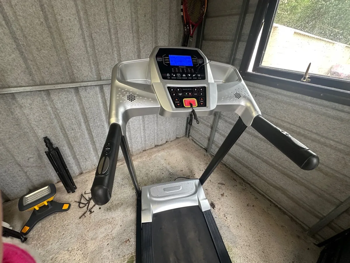 🏃‍♂️ Treadmill – Knockdown Price €100 🏃‍♀️ - Image 3