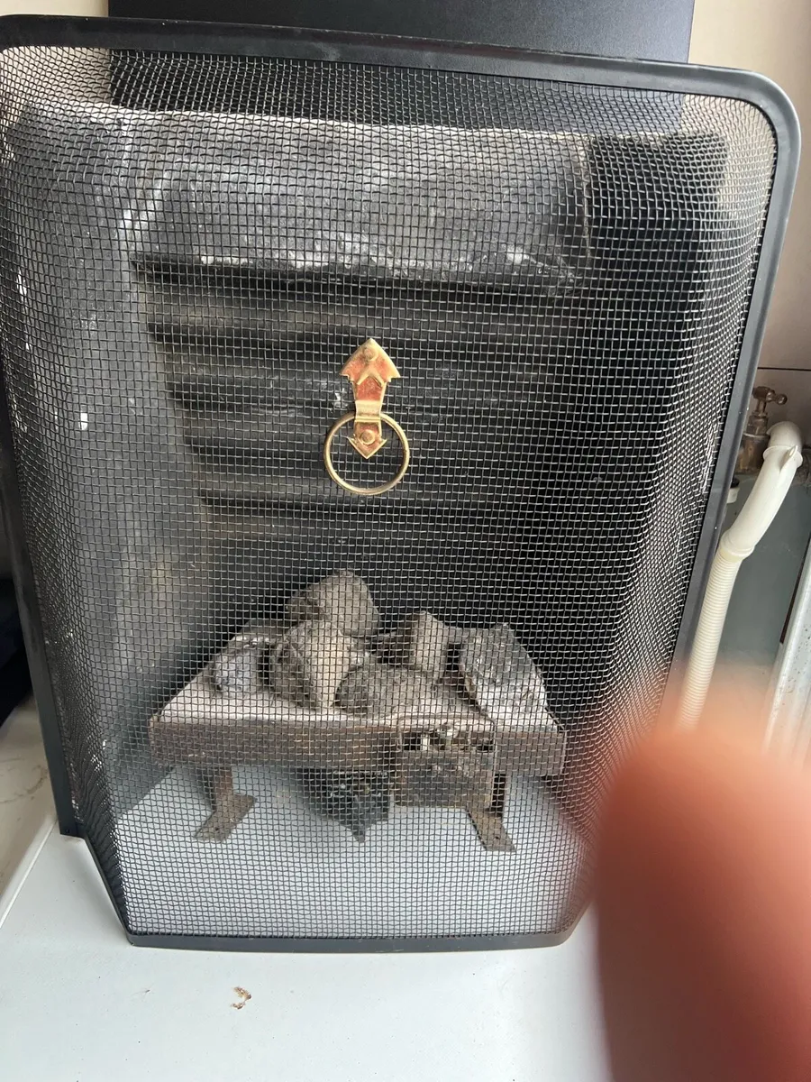 Gas fire - Image 4