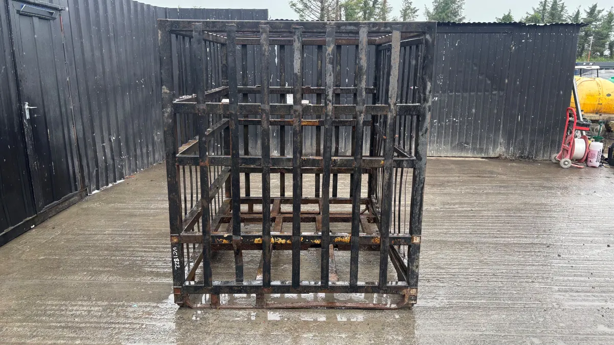 2 door steel Cage - Image 4