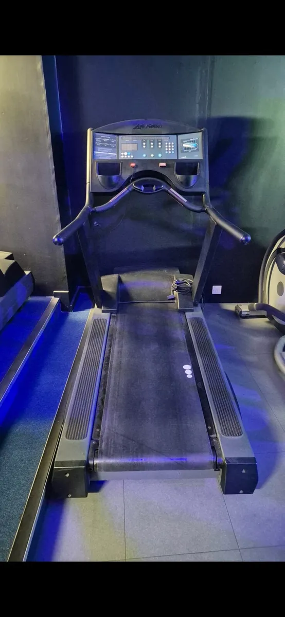 Treadmill - Image 3