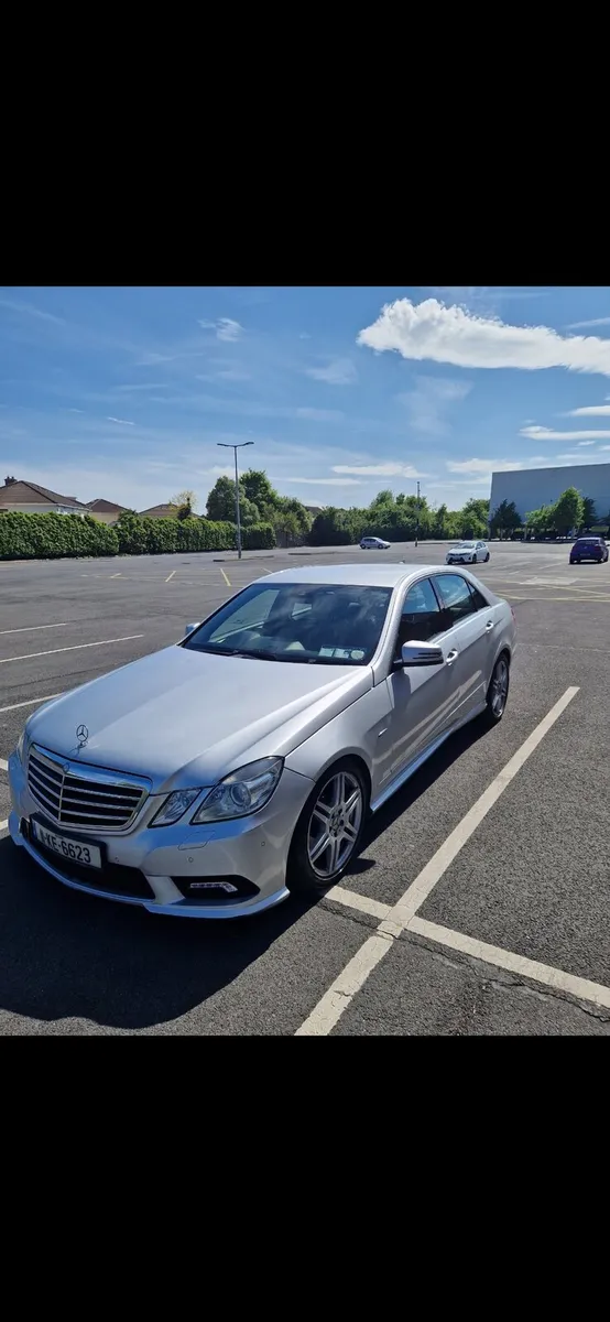 Mercedes Benz AMG E250 BLUE EFFICIENCY
204HP - Image 1
