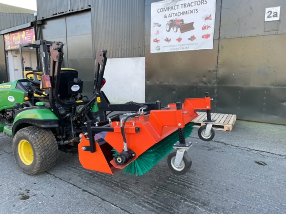 KATANA HYDRAULIC ROAD SWEEPER  130cm - Image 1