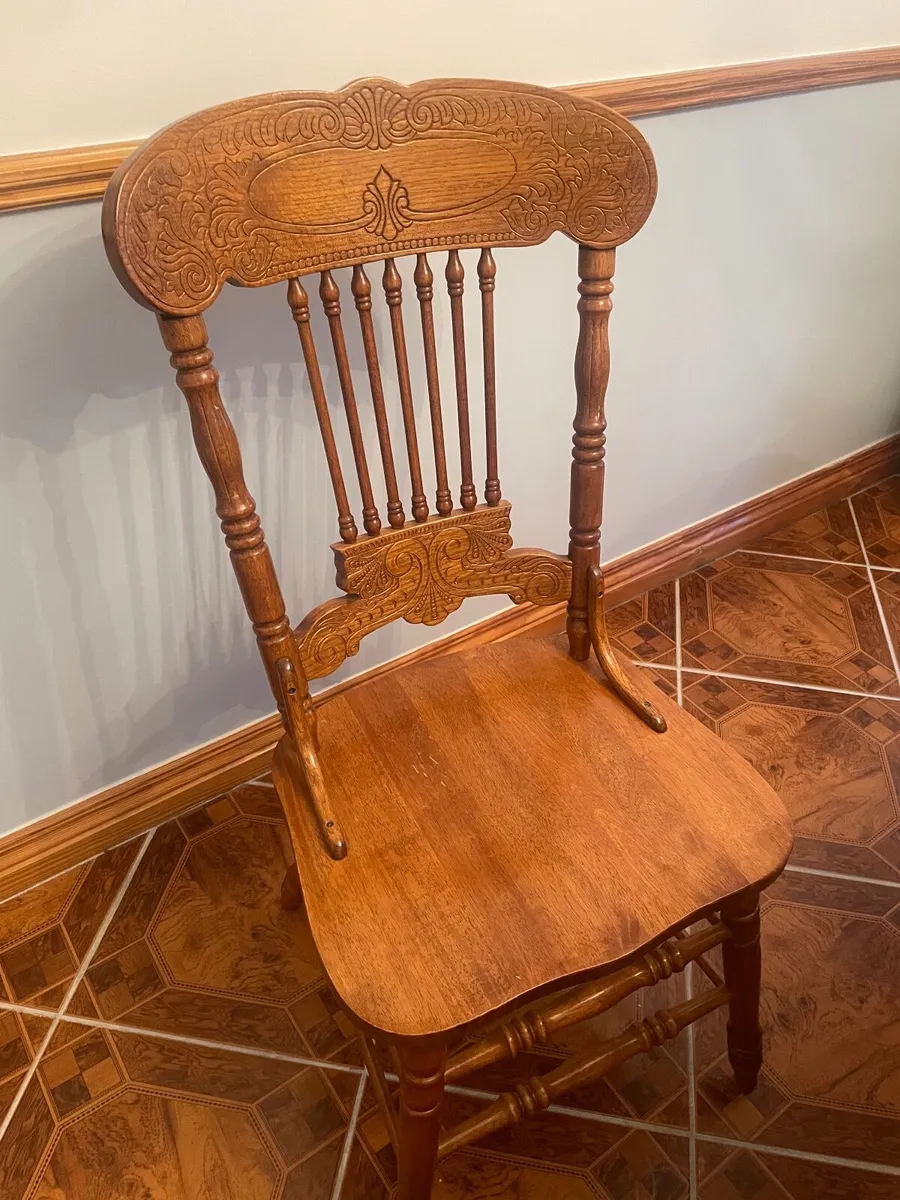 Table and  6 Chairs - Image 3
