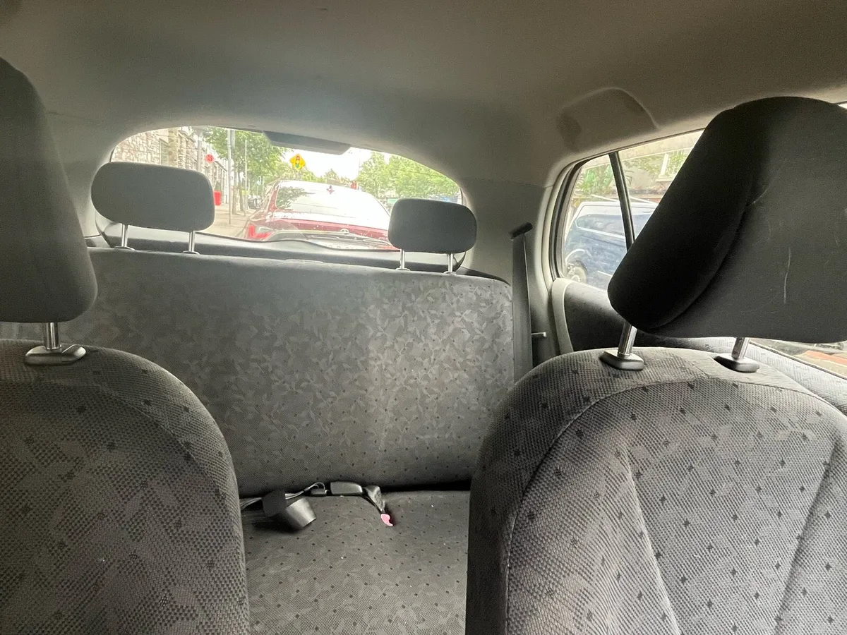 Automatic Toyota Yaris/Vitz - Image 4