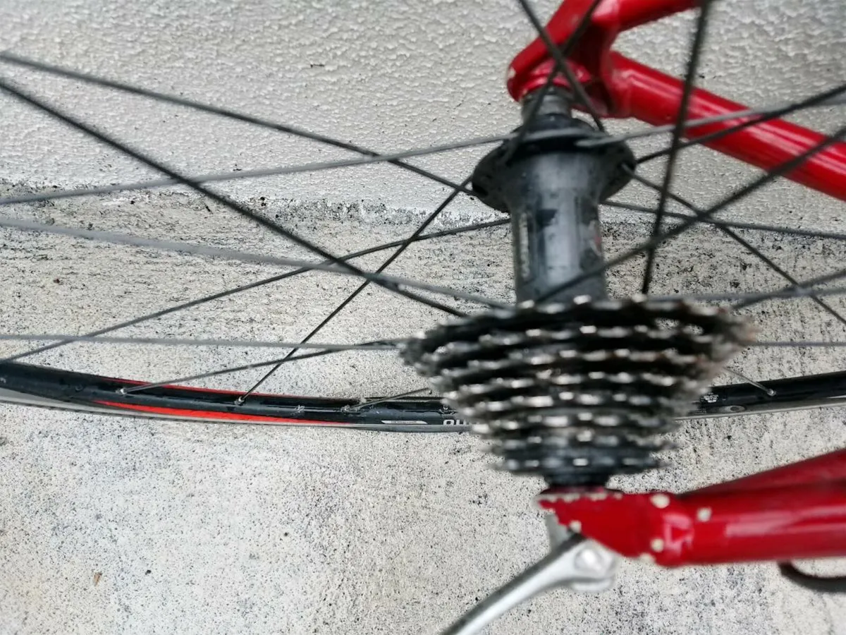 Road bike - Image 2