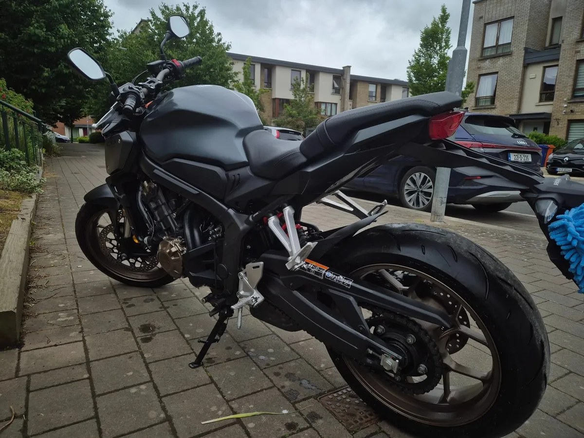 Honda CB650R 2023 - Image 1
