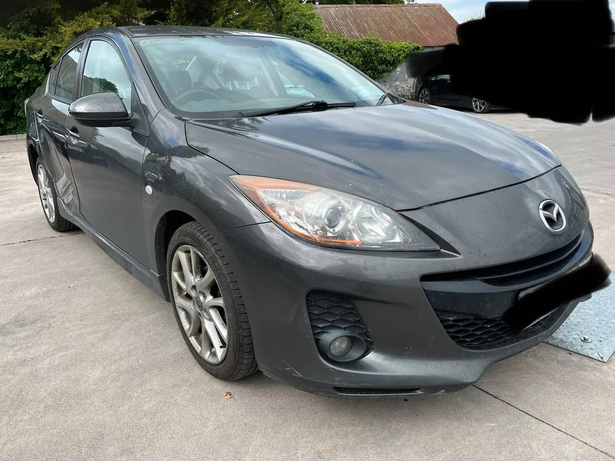 2013 Mazda 3 - Image 2