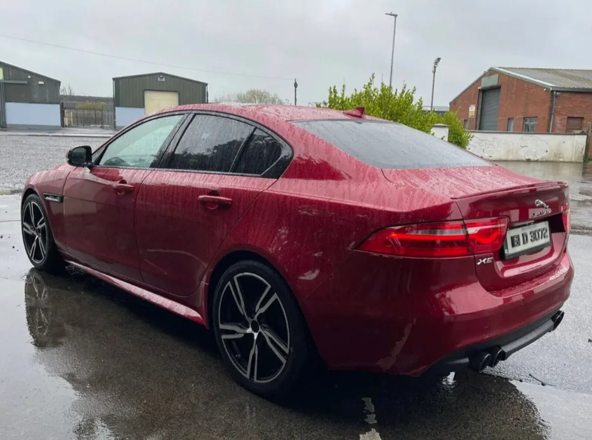 2016 JAGUAR XE R-SPORT AUTOMATIC RED - Image 4
