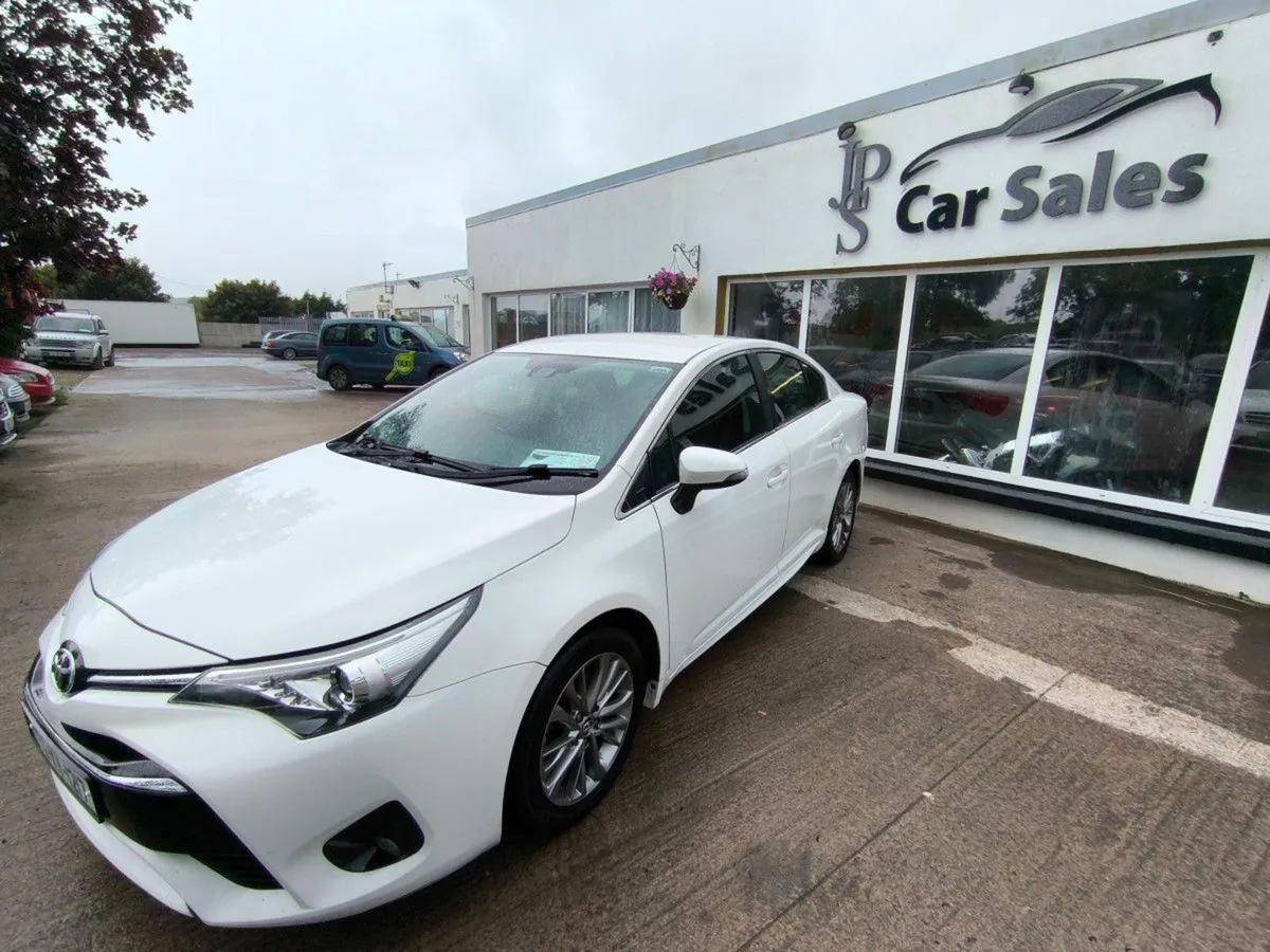 Toyota Avensis 2.0 D-4d Luna Saloon - Image 3