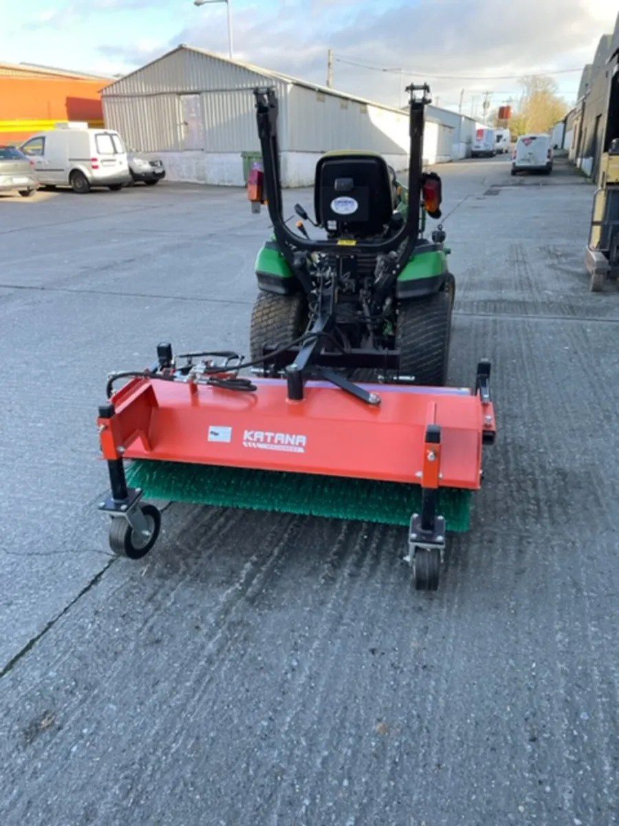 KATANA HYDRAULIC ROAD SWEEPER  130cm - Image 2