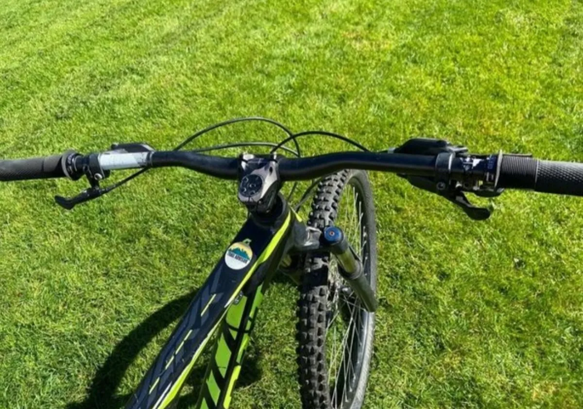 Scott dual suspension off-road MTB - Image 4