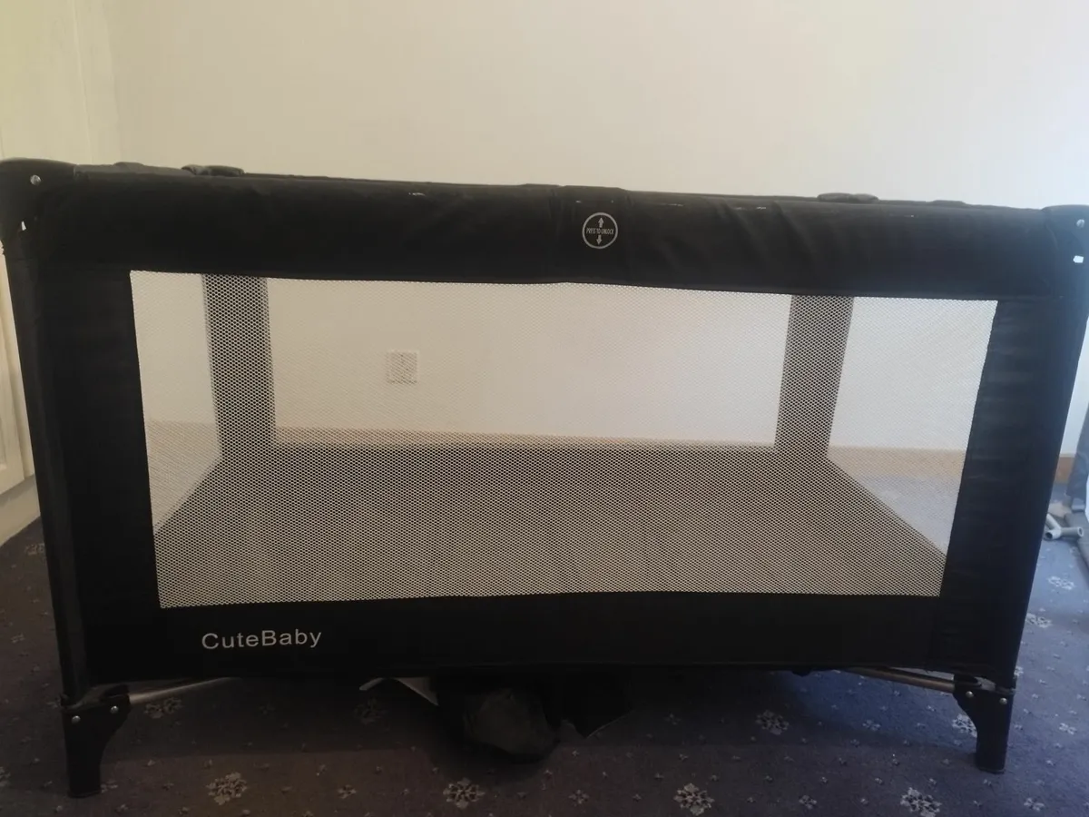 Travel cot - Image 4
